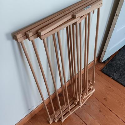 Folding / collapsible clothes drying rack