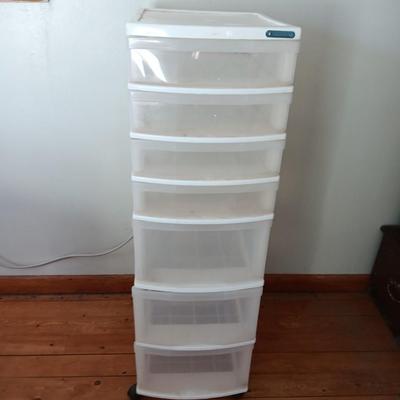 Tall 7 drawer plastic storage caddy