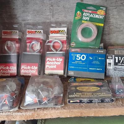 Assortment of mostly new home hardware