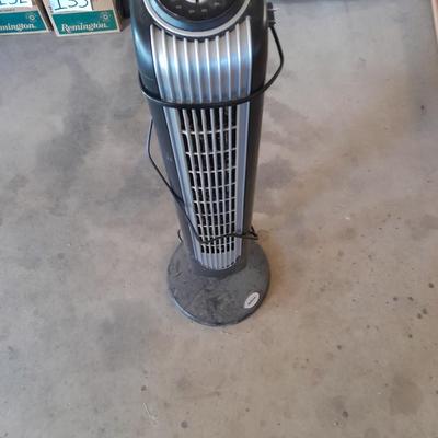 Holmes Multi speed oscillating tower fan
