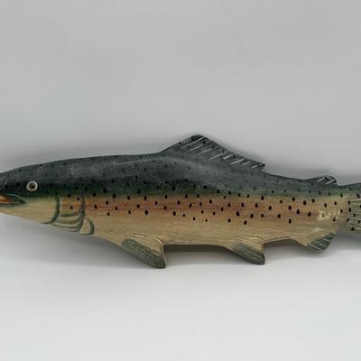 18†Carved Wood Fish Decor