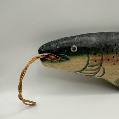 18†Carved Wood Fish Decor