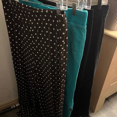 Chicoâ€™s size 1 lot