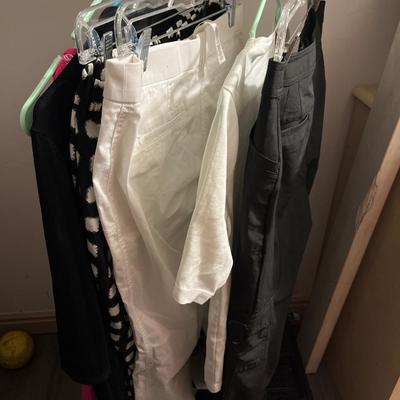 Chicoâ€™s size 0- 1 lot