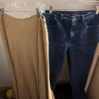 Womenâ€™s size 8 lot