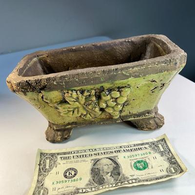 SMALL HEAVY POTTERY TUSCAN STYLE PLANTER 