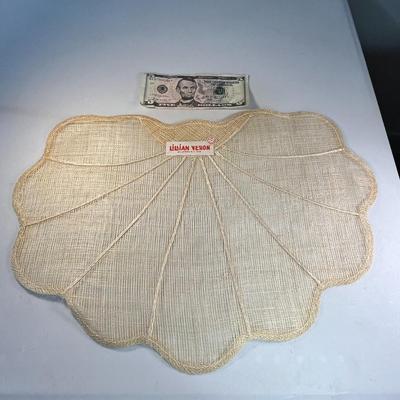 SET OF 4 LILLIAN VERNON NATURAL FIBER PLACE MATS