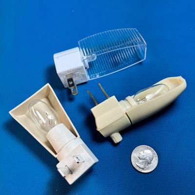 GROUP OF 3 NIGHT LIGHTS- 2 HAVE SWITCHES, ONE HAS A SENSOR