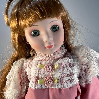 PRETTY OLD FASHIONED GIRL IN PINK LACEY DRESS PORCELAIN DOLL WITH STAND AND DANGLY EARRINGS