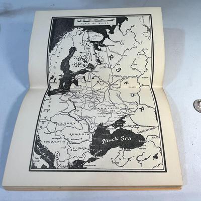 1941 SPECIAL WAR ISSUE "THE AMERICAN REVIEW ON THE SOVIET UNION", THE RED ARMY BOOKLET