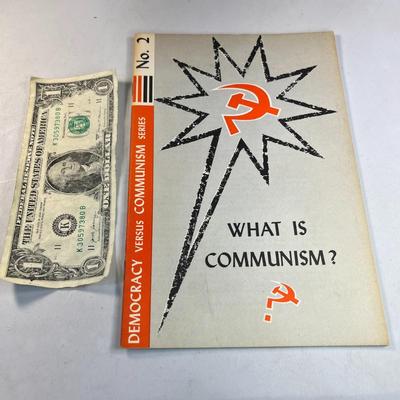 1959 "WHAT IS COMMUNISM?" BOOKLET NO. 2 of DEMOCRACY vs. COMMUNISIM SERIES