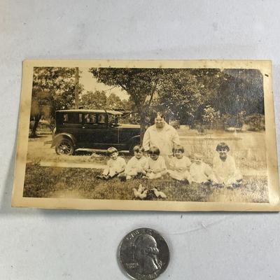 EARLY 1900's PHOTO 6 CUTE KIDS WITH BABY CHICKS, MOTHER/NANNY, CAR