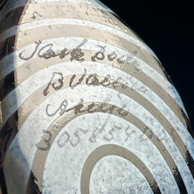 ARTIST SIGNED STYLISH STUDIO ART GLASS VASE