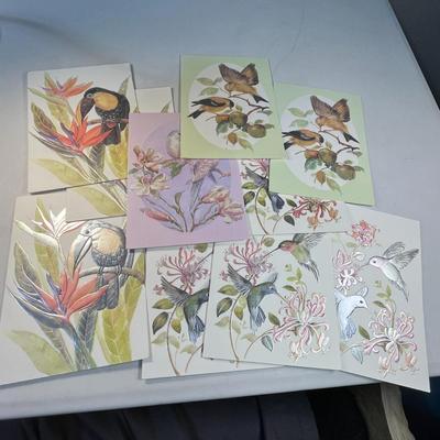 GROUP OF 10 FANCY EMBOSSED BIRD THEMED BIRTHDAY CARDS, 8 ENVELOPES, 14 BLANK EMBOSSED NOTE CARDS