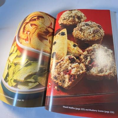 "THE DEHYDRATOR BIBLE" RECIPE BOOK