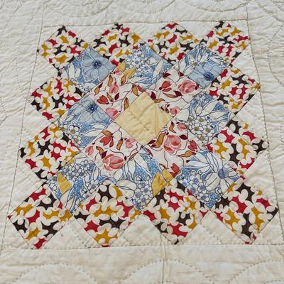 Antique Quilt 50â€x75â€ (1 of 2)