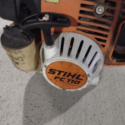 Commercial Stihl FC110 Gas Powered Professional Edger (#8)