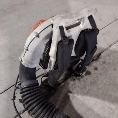Commercial Stihl BR 700 Gas Powered Professional Backpack Blower (#24)