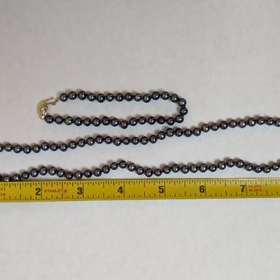 Black Pearl and 14K Gold Jewelry Set