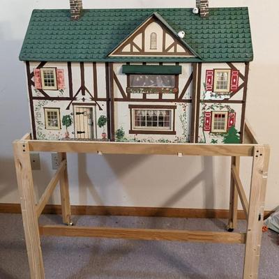 Vintage Dollhouse