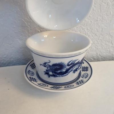 Delft and Adjacent Decorative Goods