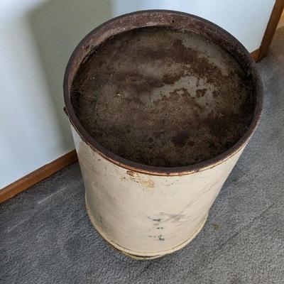 10 Gallon British American Oil Co. Milk Churn