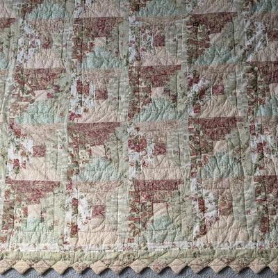 Queen Size Cottage Garden Patchwork Quilt