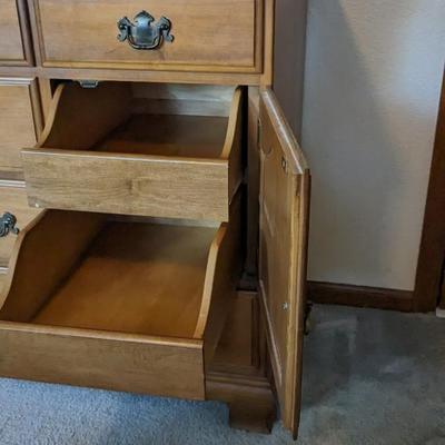Ethan Allen Baumritter 10 Drawer Dresser