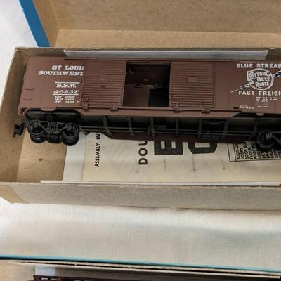 Athearn HO Gauge Cars