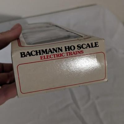 Bachmann HO Train Cars