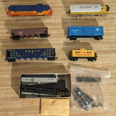 HO Scale Trains