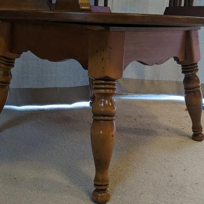 Ethan Allen Baumritter Swivel Top Side Table