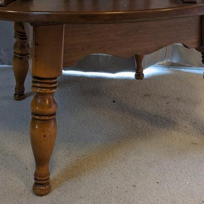 Ethan Allen Baumritter Swivel Top Side Table