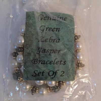 Park Lane Bracelet, Costume Beads, and Jewelry Carriers