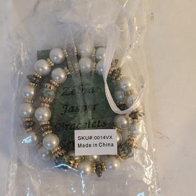 Park Lane Bracelet, Costume Beads, and Jewelry Carriers