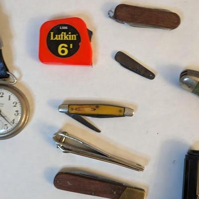 What's in a Man's Pocket