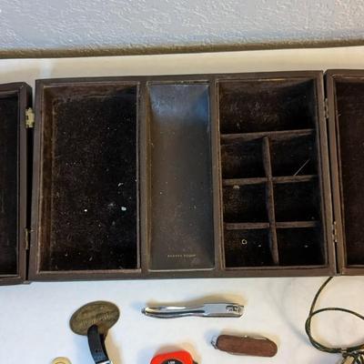 What's in a Man's Pocket