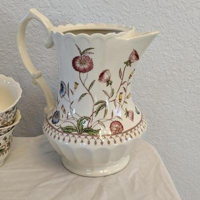 Vernon Kilns Desert Bloom Tea Set