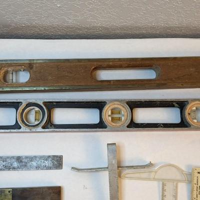 Levels and Measuring Tools
