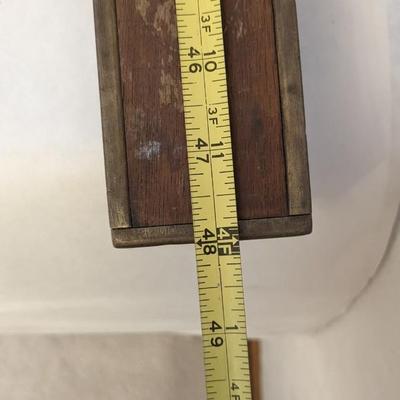 Levels and Measuring Tools