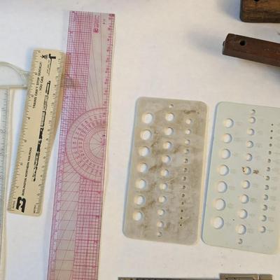 Levels and Measuring Tools