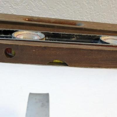 Levels and Measuring Tools