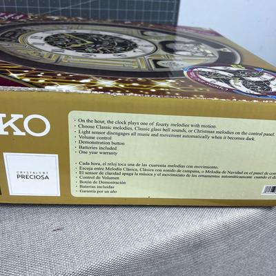 NEW old Stock SEIKO CLOCK in the Box
