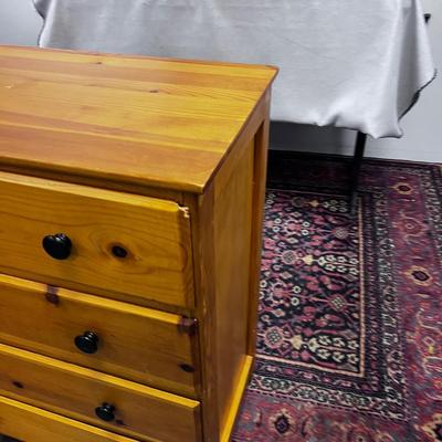 Knotty Pine 4-Drawer Chest 