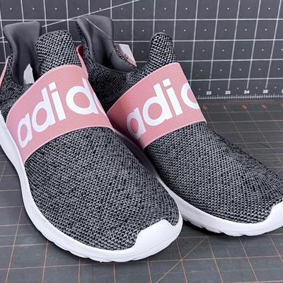NEW ADIDAS Women's Shoe, Light Racers 