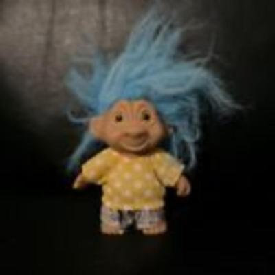 VINTAGE Troll Doll 4.5 Inch BLUE Hair & Polka Dot Top