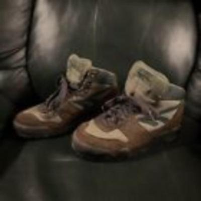 HI-TEC HIKING BOOTS Sierra Classic 6 1/2 Trail Hi Top Sneaker