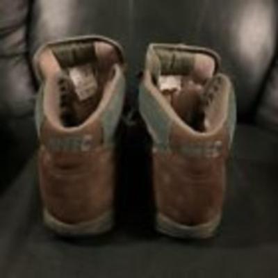 HI-TEC HIKING BOOTS Sierra Classic 6 1/2 Trail Hi Top Sneaker