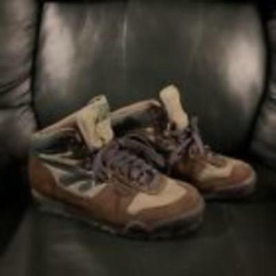 HI-TEC HIKING BOOTS Sierra Classic 6 1/2 Trail Hi Top Sneaker