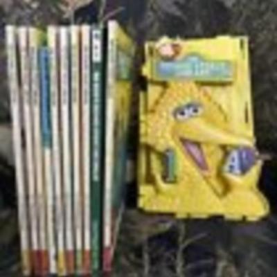The Sesame Street Library 3-9, 11-12 & Big Bird Holder, 1978 Jim Henson